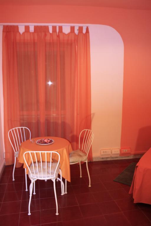 Le Tre Sorelle B&B Garbatella Rome Ruang foto