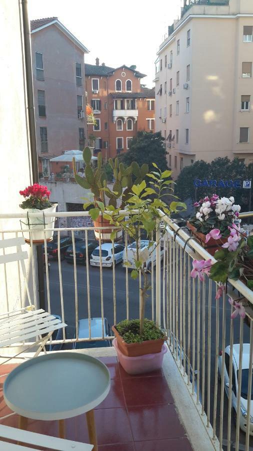 Le Tre Sorelle B&B Garbatella Rome Bagian luar foto